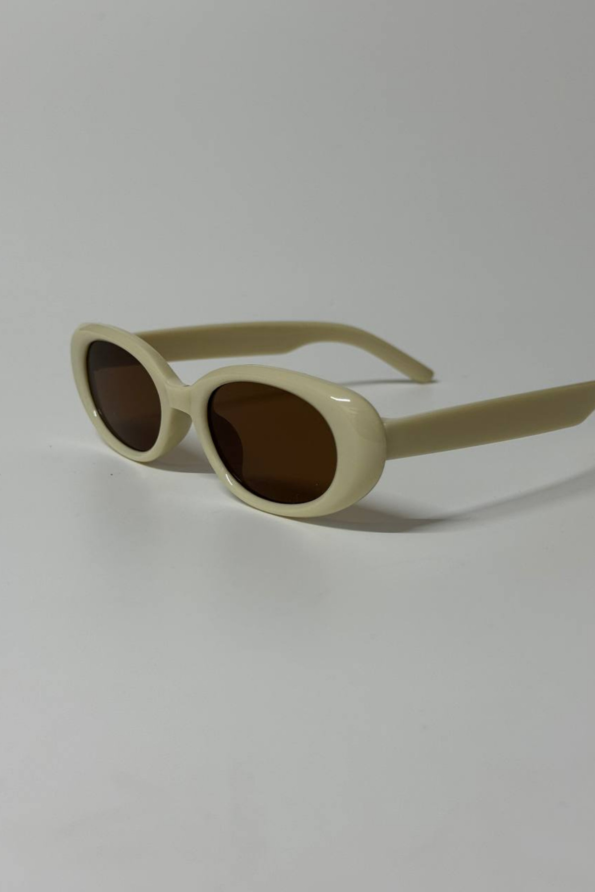 MACERATİ Cat Eye Vintage Model Oval Krem Güneş Gözlüğü - Görsel 2