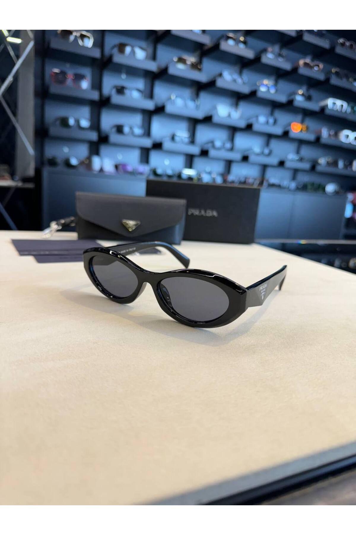 Bubbleatelier Siyah cuff kemik güneş gözlüğü