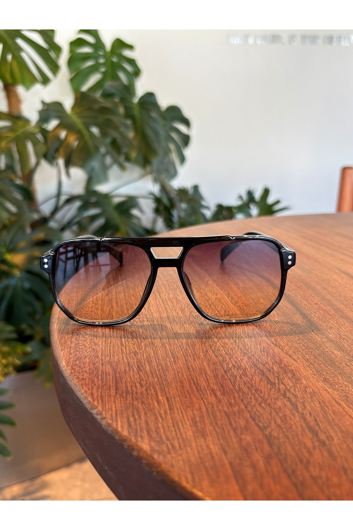 funeyes Colmar Dikdörtgen Degrade Güneş Gözlüğü Trend Modeli Unisex Güneş Gözlüğü 50 20 148 - Görsel 3