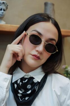 Stil Noktası PRD Oval Gold Detaylı Siyah Cam Güneş Gözlüğü