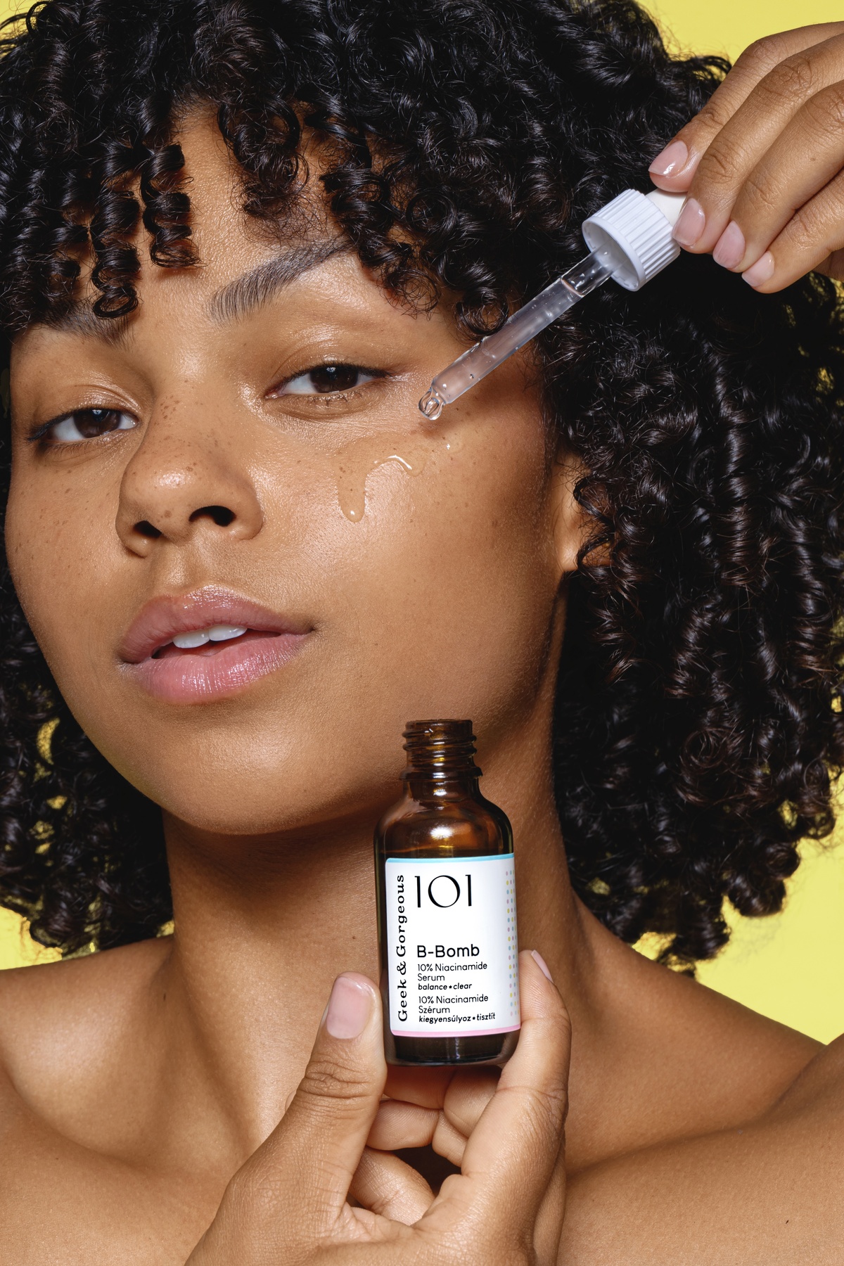 GEEK & GORGEOUS B-Bomb %10 Niacinamide Serum - Gözenek Sıkılaştırıcı ve Yağlanma Karşıtı Formül - Görsel 2