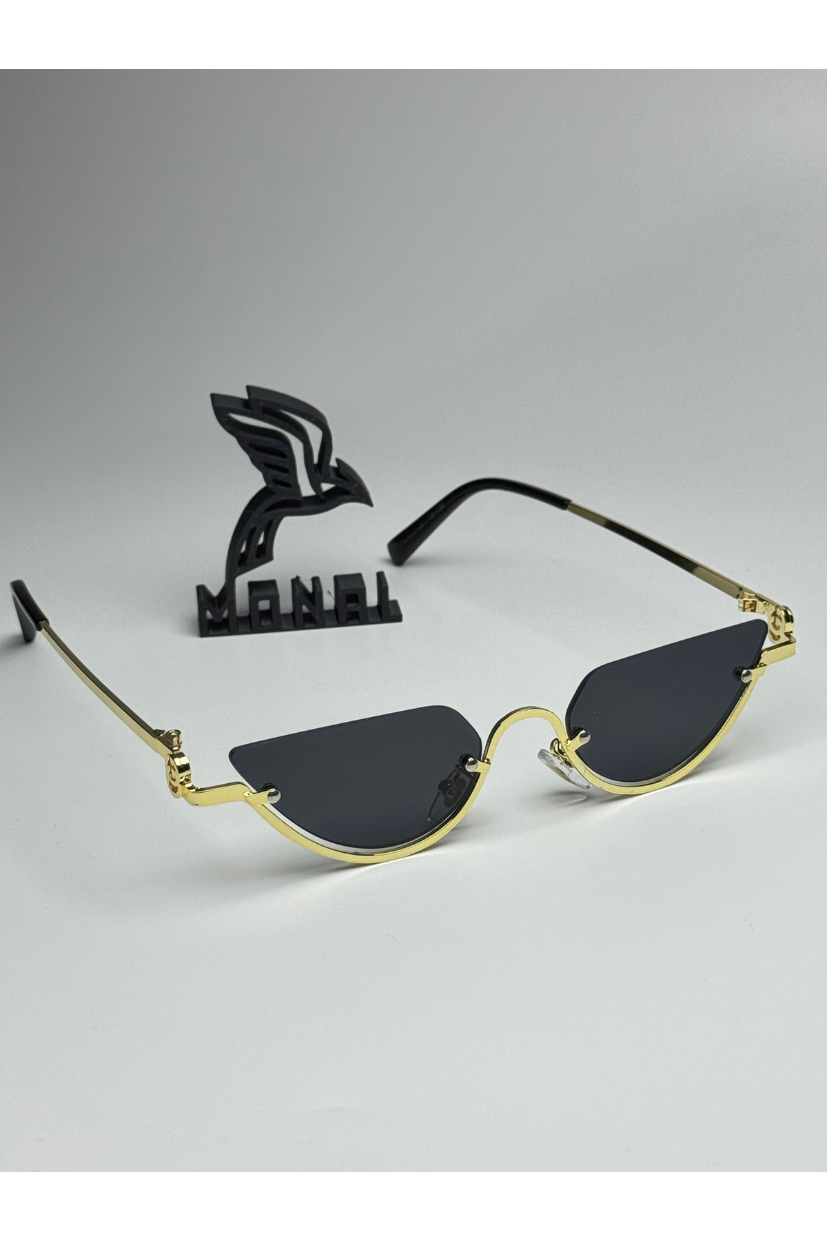 MONAL LUCCY SİYAH GÜNEŞ GÖZLÜĞÜ Cateye Gold Çerçeve 52 Ekartman - Görsel 3