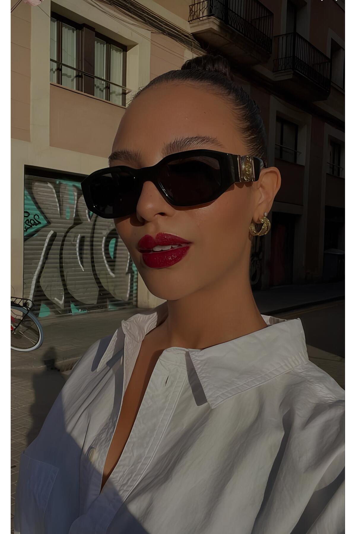 Eyesofia VE4361 GB1 87 53 Kadın Güneş Gözlüğü - Görsel 3