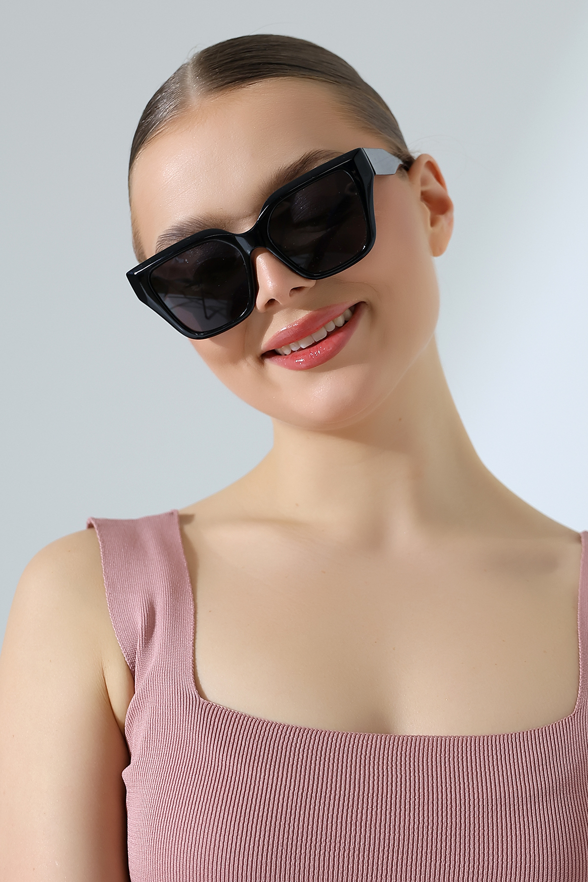 Lozzo Kadın Cat Eyes Siyah UV400 Güneş Gözlüğü 23031 c2