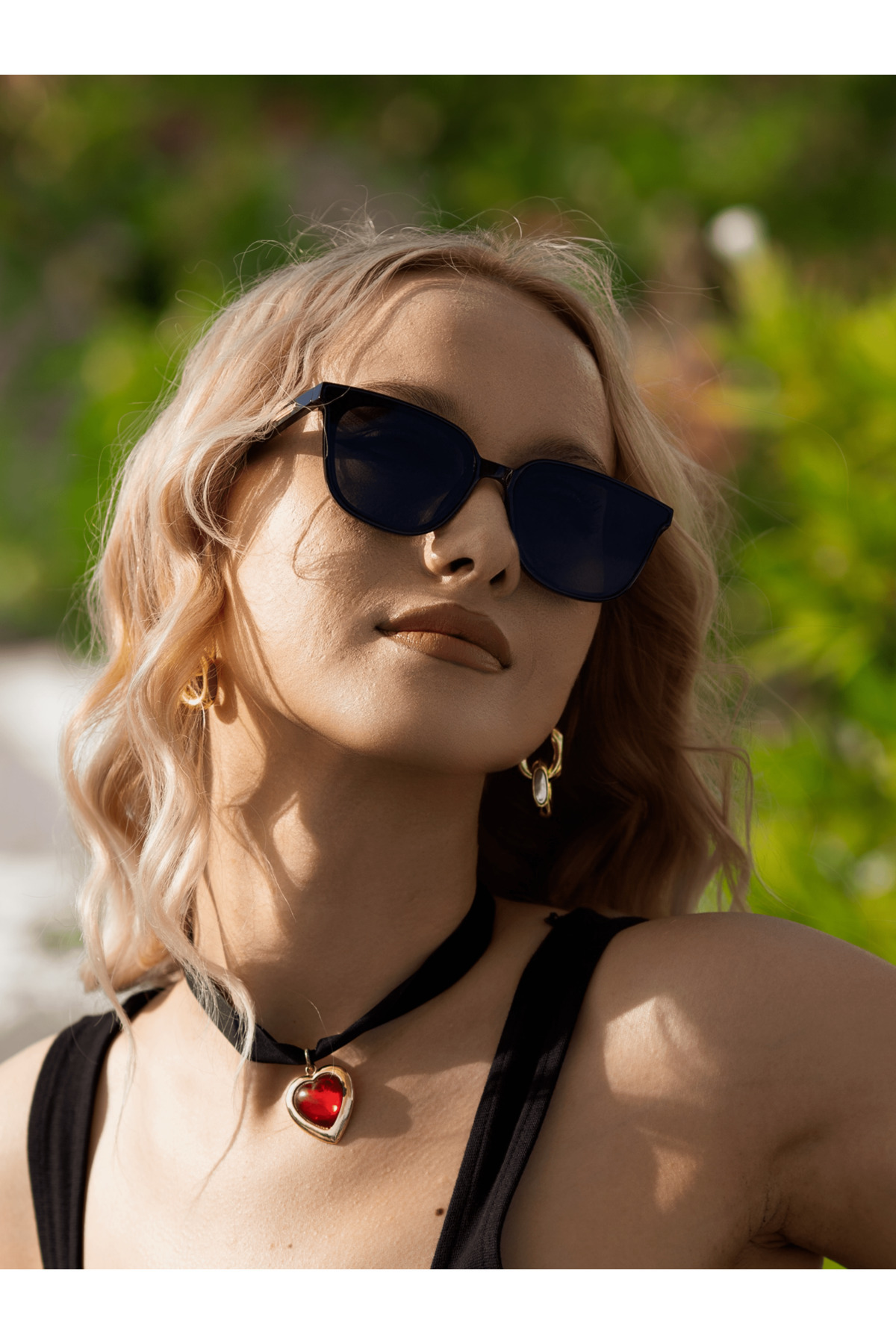 TomyHelf Geometrik Gold Siyah Kemik Çerçeve Siyah Cam Kadın Güneş Gözlüğü LLT01 - Görsel 3