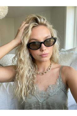 funeyes Bella Minik Çekik Küçük Siyah Güneş Gözlüğü