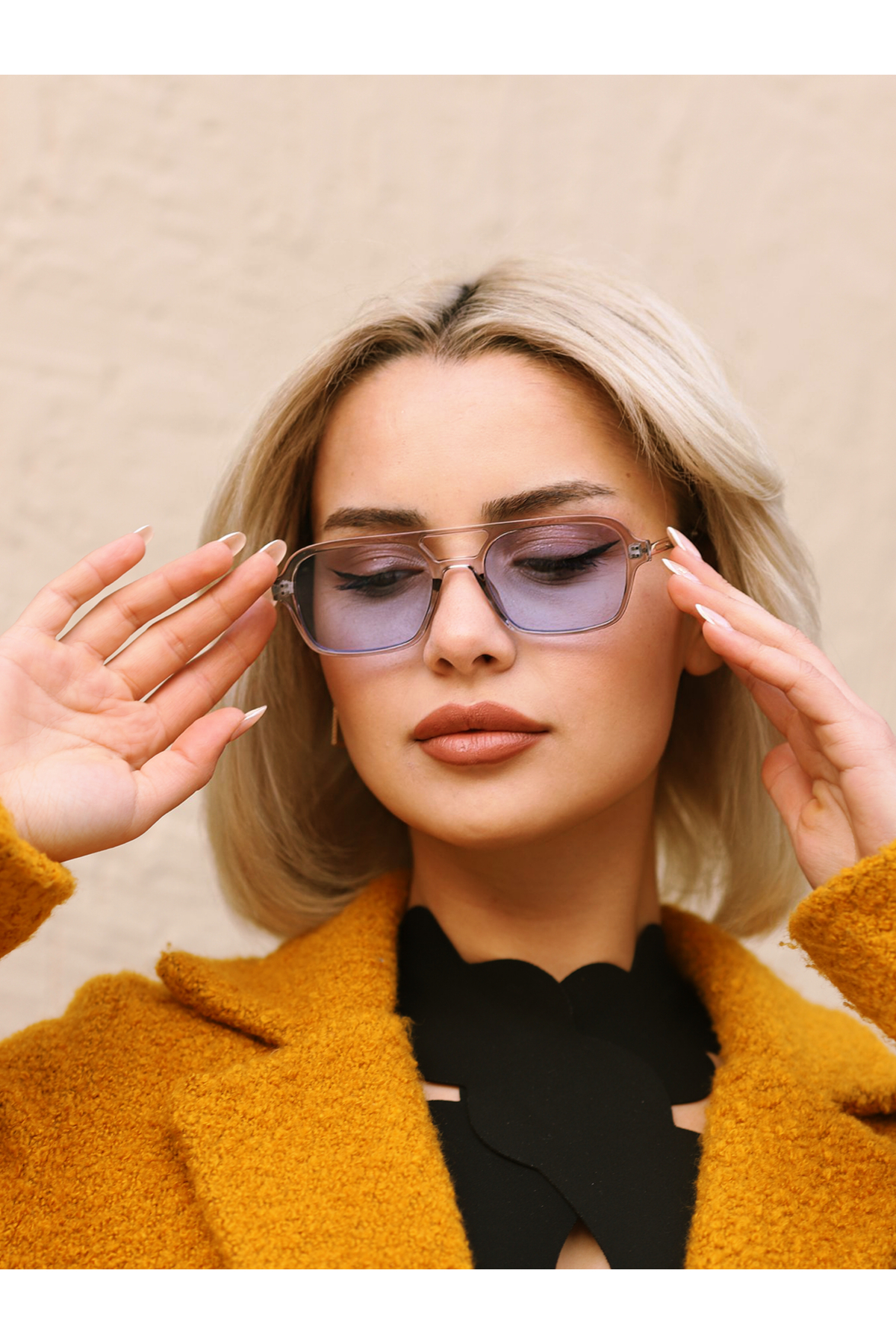 Angel Eyes Gri Şeffaf Çerçeve Mavi Cam Dikdörtgen Kadın Güneş Gözlüğü Ae-gm2022c11b - Görsel 3