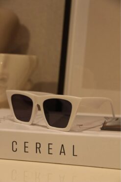 Nilu Moda Sirius Unisex Kadın Güneş Gözlüğü Siyah Cam Beyaz Çerçeve Uv400 Ultraviyole Korumalı