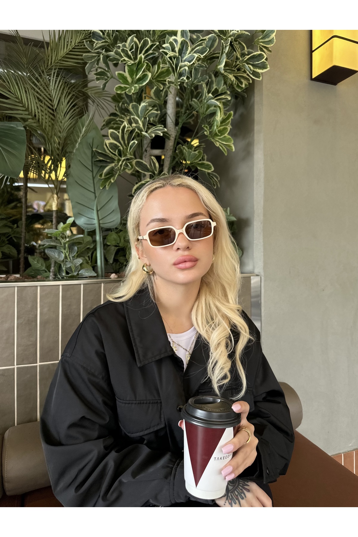 TomyHelf Bej Çerçeveli Kahverengi Camlı Gold Detaylı Güneş Gözlüğü - Görsel 3