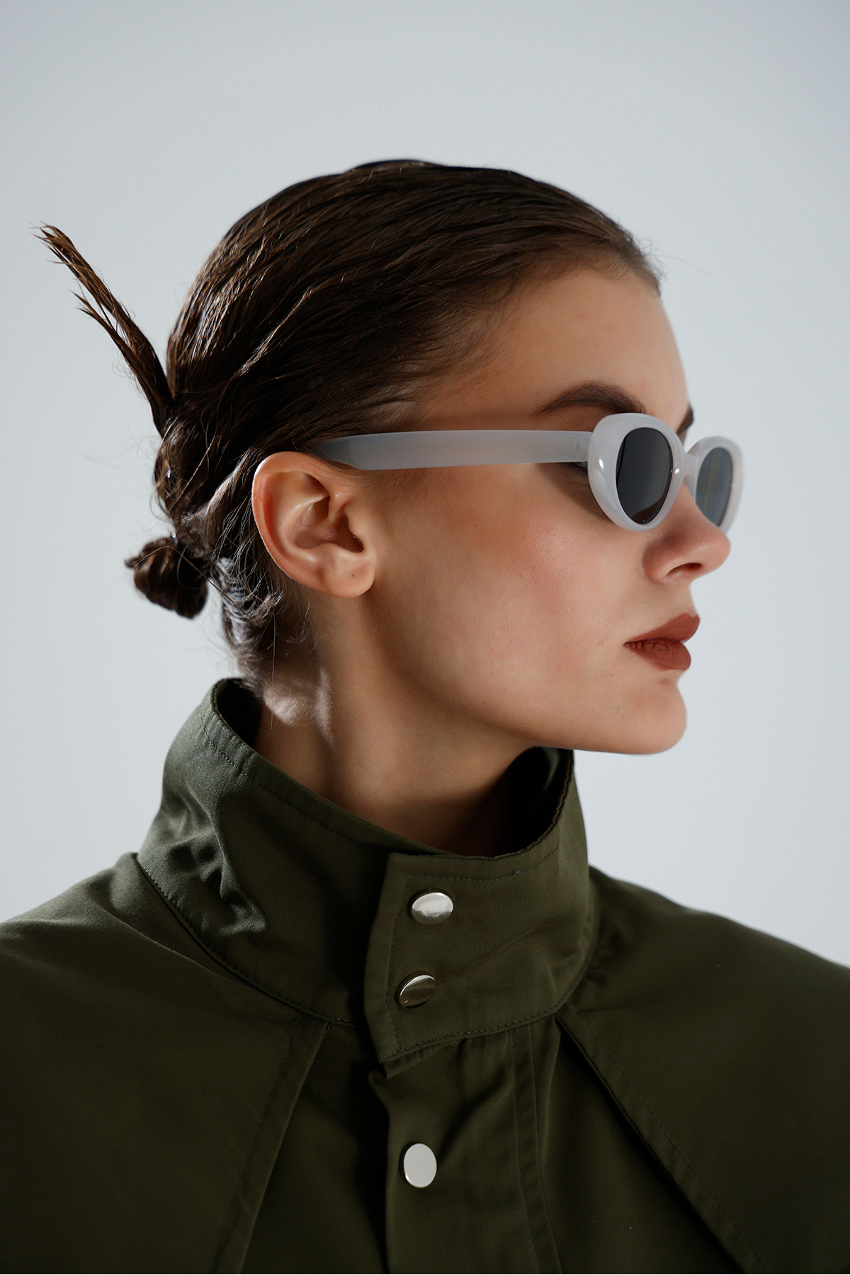 miii White-Off Oval Beyaz Çerçeveli Yuvarlak Güneş Gözlüğü Uv Korumalı - Görsel 3