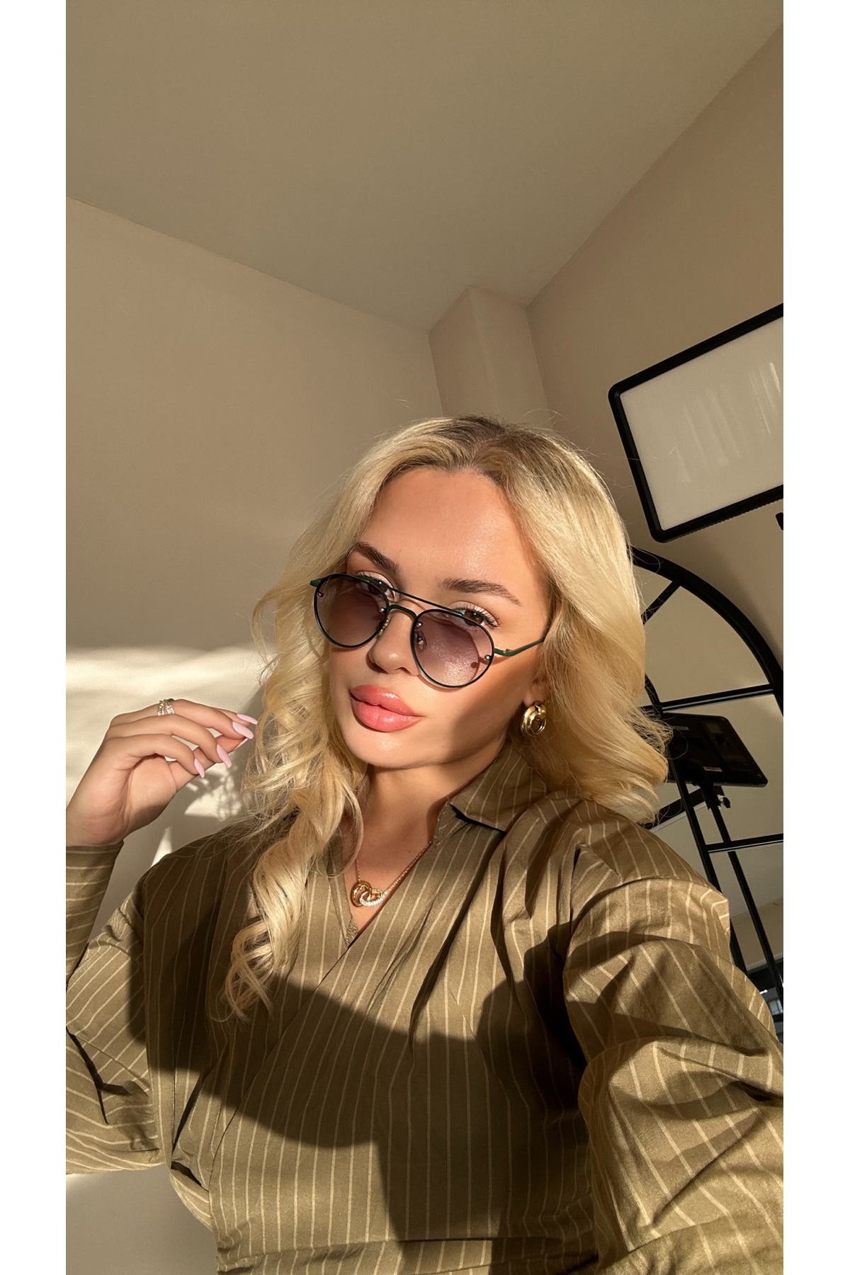 Angel Eyes Damla Tasarım Yeşil Çerçeve Yeşil Cam Unisex Güneş Gözlüğü - Görsel 2