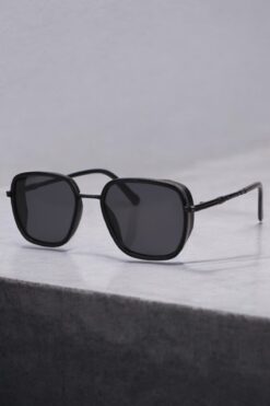 Eyesofia Izara Dikdörtgen Siyah Unisex Güneş Gözlüğü