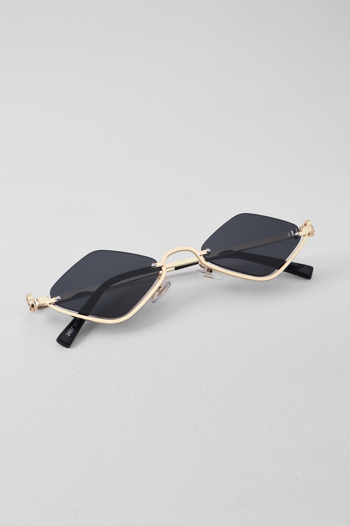 Kapin Talya Çerçevesiz Karo Vintage Tasarım Kadın Güneş Gözlüğü - Altın Çerçeve Siyah Cam