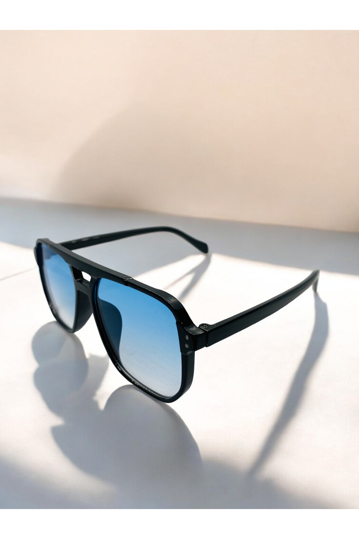 MİSE Mavi renkli cam unisex güneş gözlüğü yeni sezon - Görsel 3