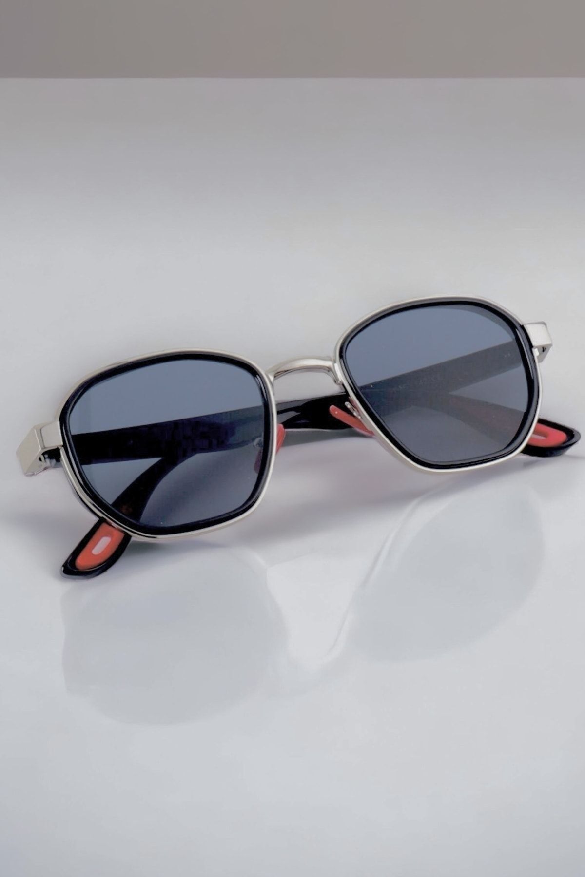 REN EYEWEAR FERRA SİYAH KADIN ERKEK GÜNEŞ GÖZLÜĞÜ KLASİK METAL /REN EYEWEAR - Görsel 3