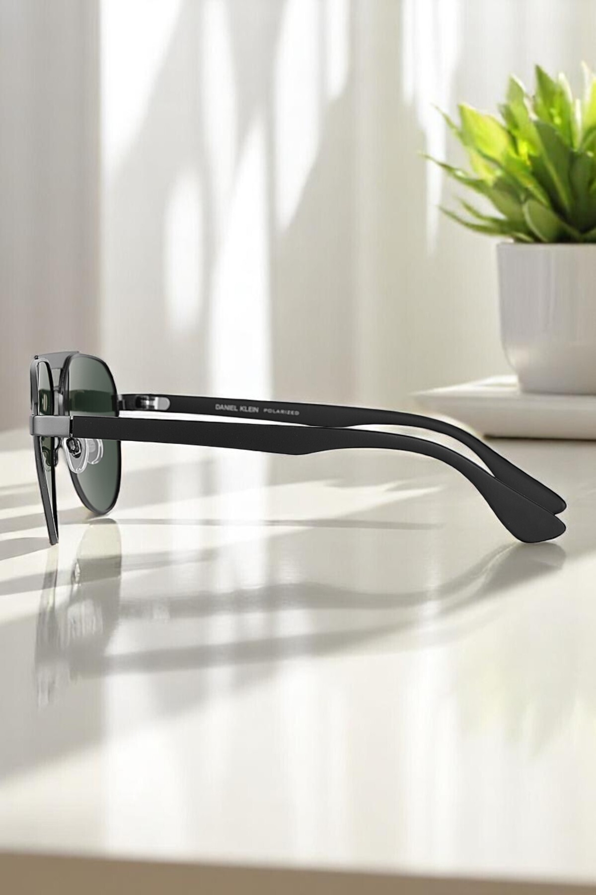 Daniel Klein Orijinal %100 Polarize UV400 Korumalı Siyah Renk Erkek Güneş Gözlüğü DKG6279C2 - Görsel 2