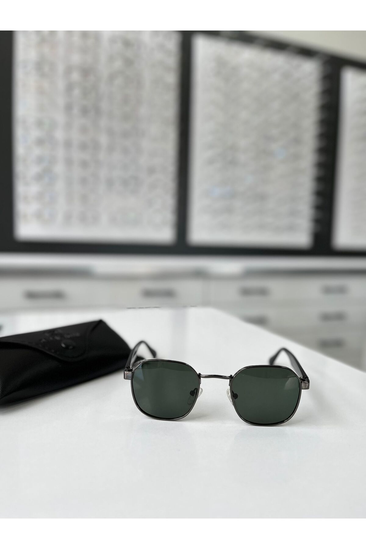 De Valentini 5511 YEŞİL CAM METAL POLARİZE GÜNEŞ GÖZLÜĞÜ