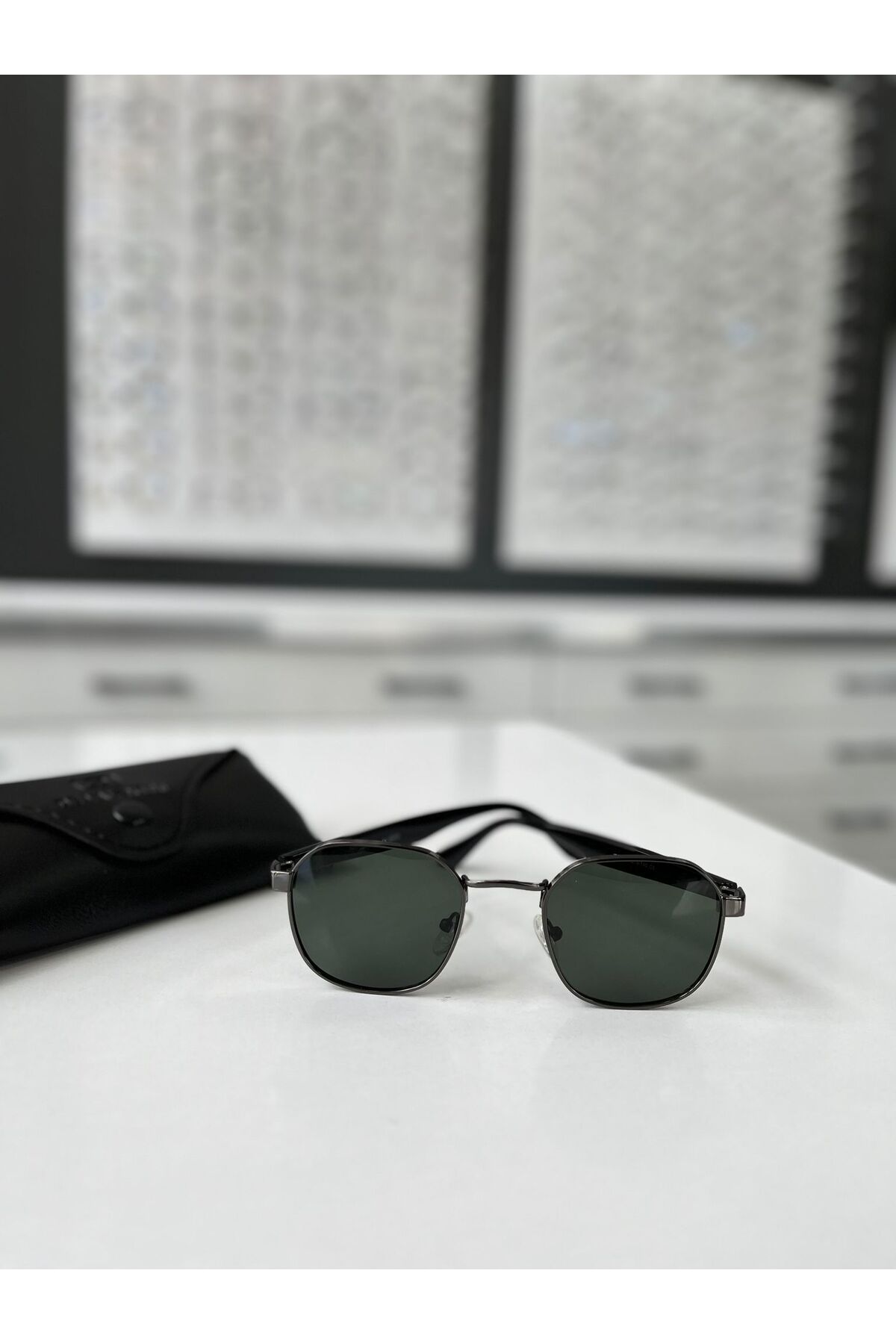 De Valentini 5511 YEŞİL CAM METAL POLARİZE GÜNEŞ GÖZLÜĞÜ - Görsel 2