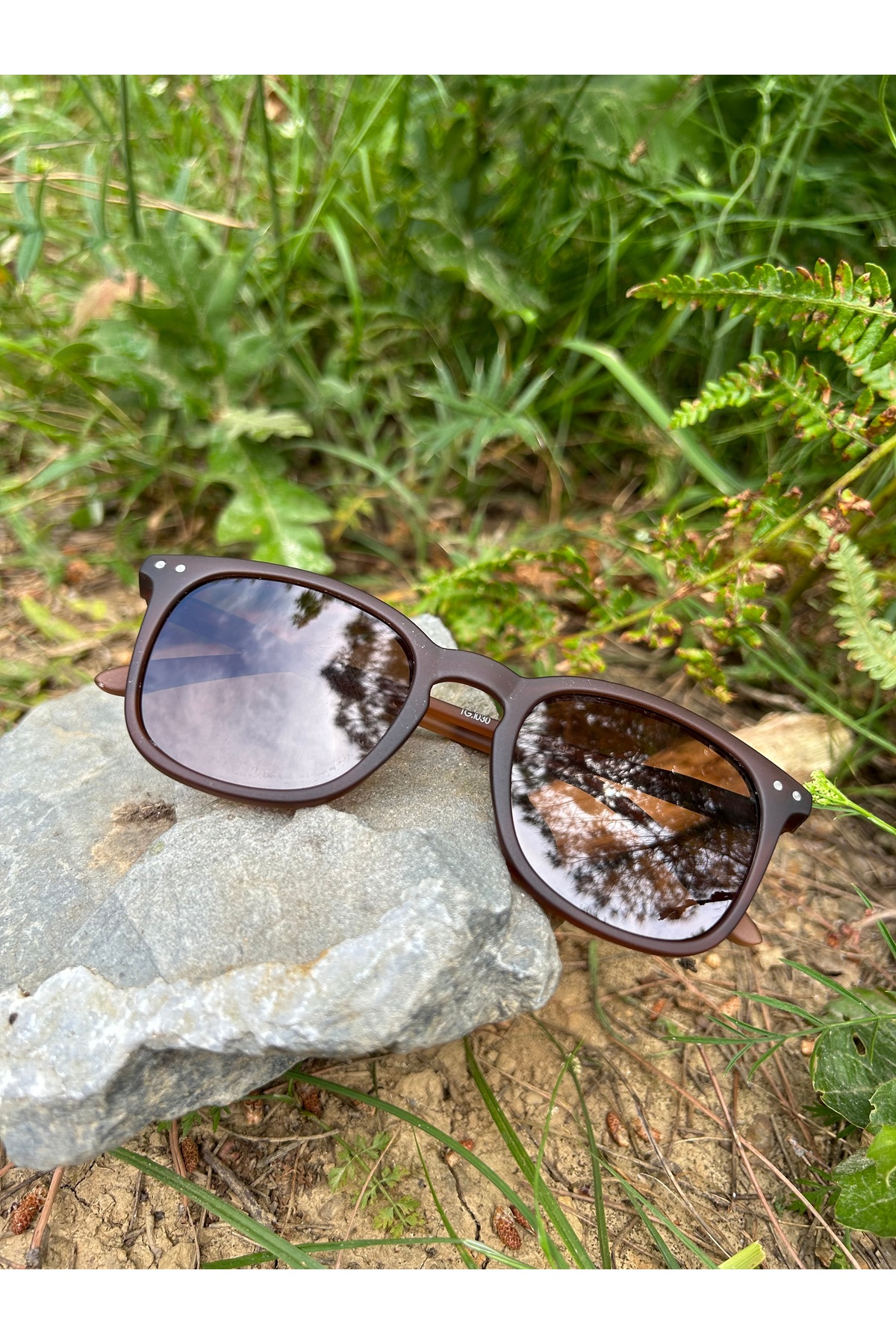 Ferrucci Lacivert Mat Kare Çerçeveli Marka Model Unisex Güneş Gözlüğü