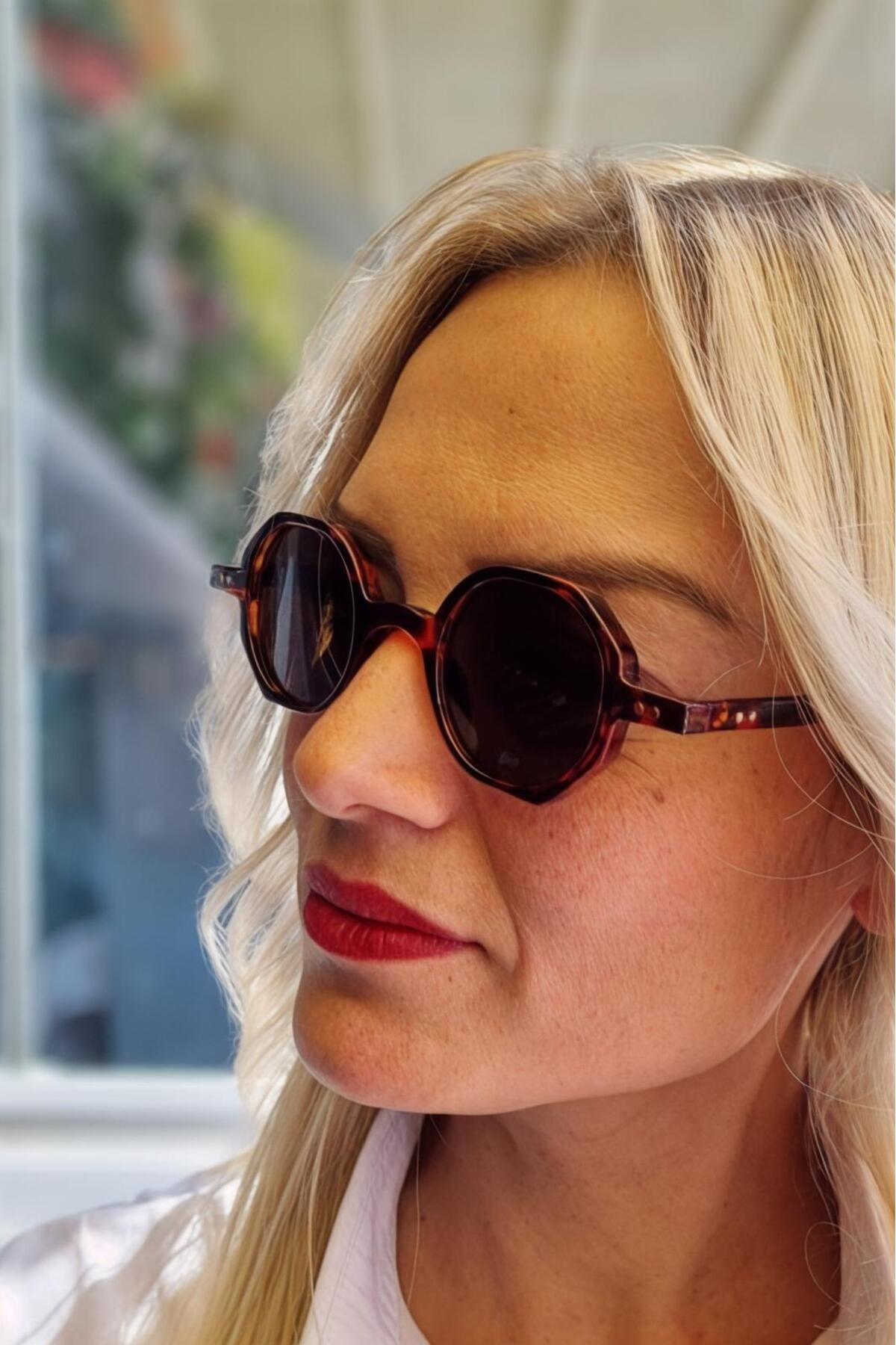 Uniquetrenders Unisex Lonnie Köşeli Küçük Retro Punk Model Güneş Gözlüğü - Görsel 2