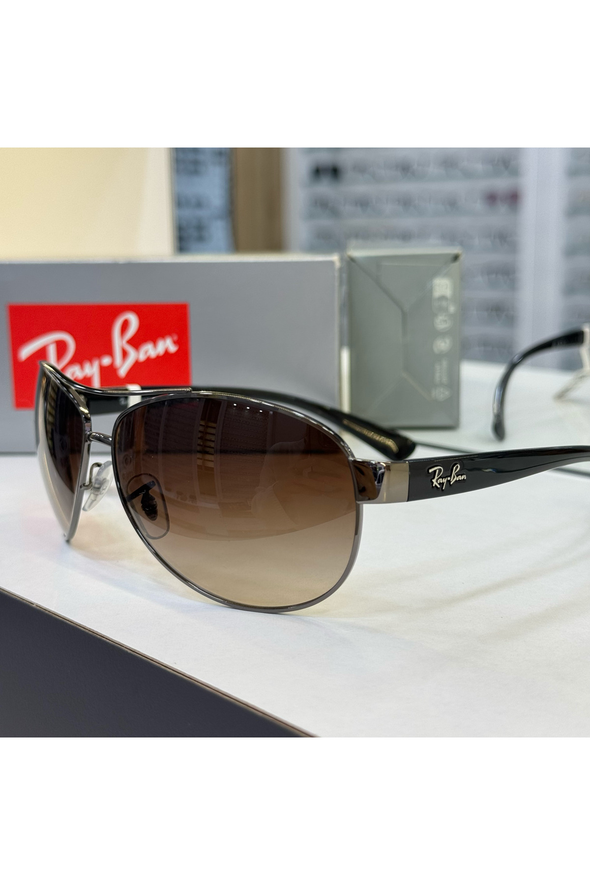 Ray-Ban Rayban RB3386 Güneş Gözlüğü - Görsel 2
