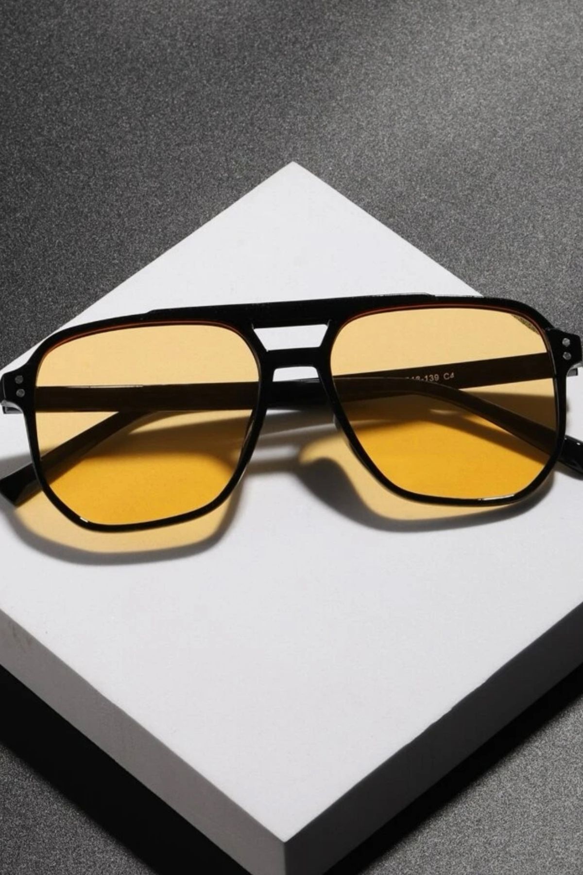 COOLANDBETTER Jase Dikdörtgen Degrade Güneş Gözlüğü Unisex / Ren Eyewear