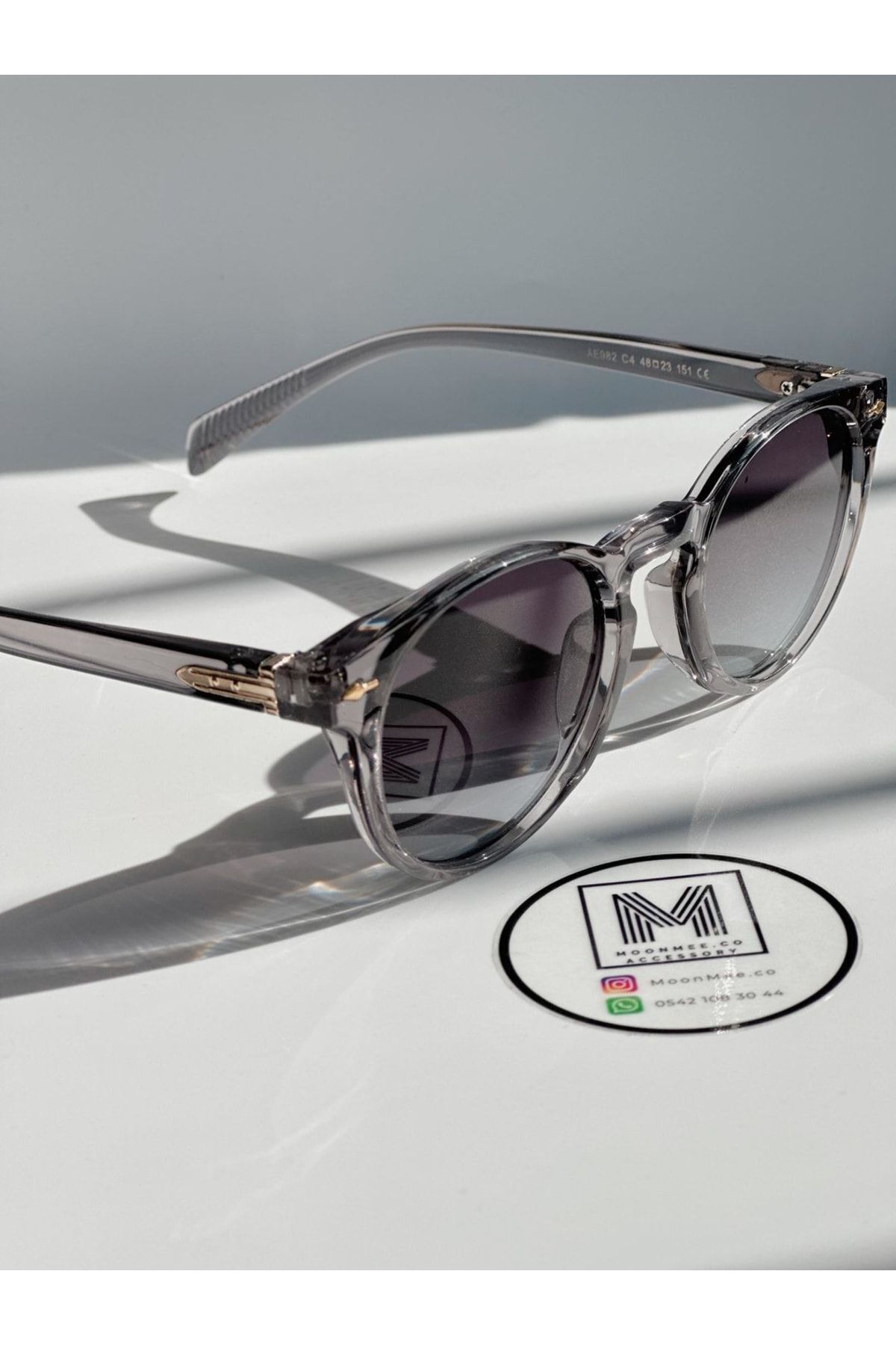 Moon Werth - Görsel 2