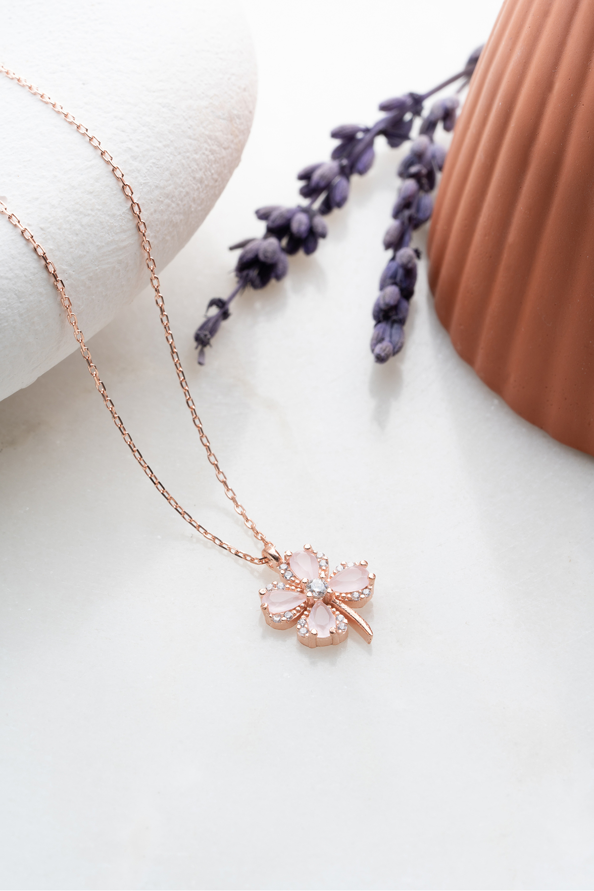 Nereze 925 Ayar Gümüş Pembe Zirkon Taşlı Dört Yapraklı Şans Yonca Kolye - Görsel 2