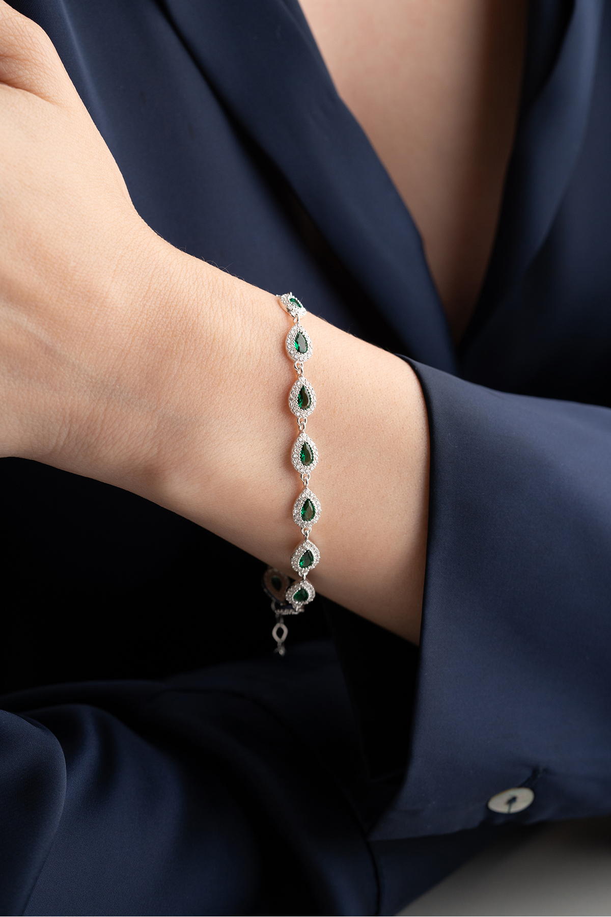Silvano Jewelry 925 Ayar Gümüş Su Yolu Damla Zümrüt Taşlı Bileklik - Görsel 3