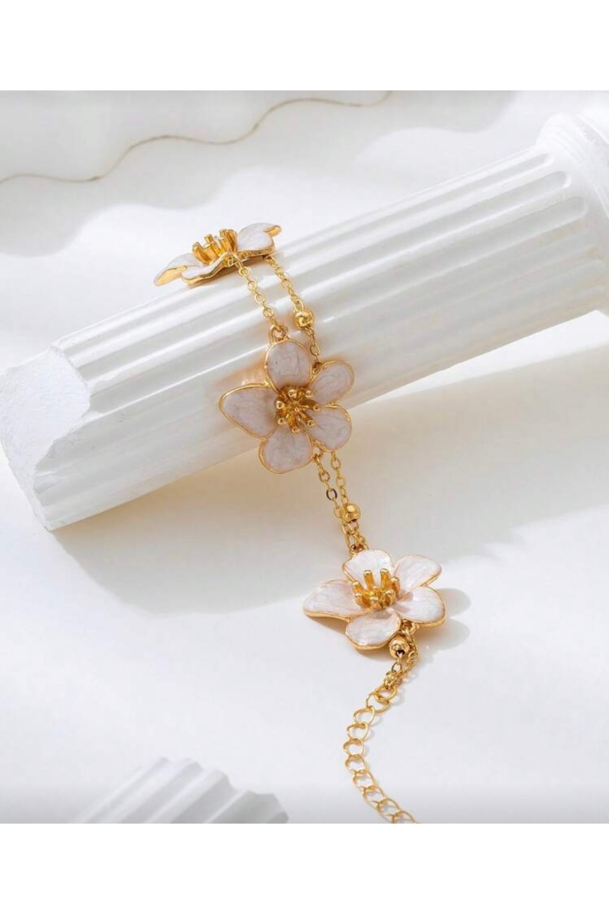 monalisatoka Kadın Gold 3 Adet Ekru Çiçekli Bileklik - Görsel 3