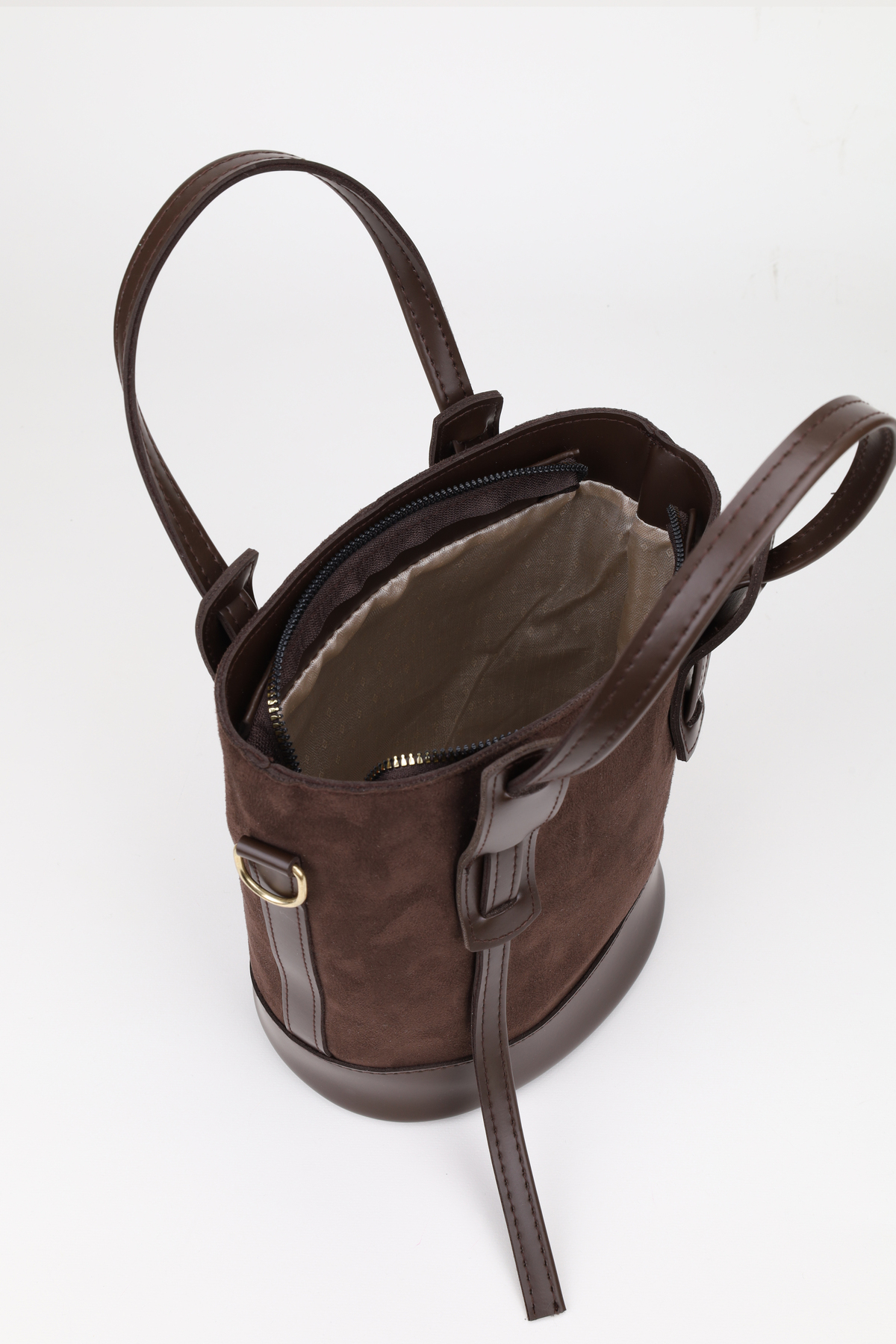 NOTHING Kadın Süet Kahve Uzun Deri Detaylı Fermuar Kapamalı Kova El ve Omuz Çantası - Görsel 3