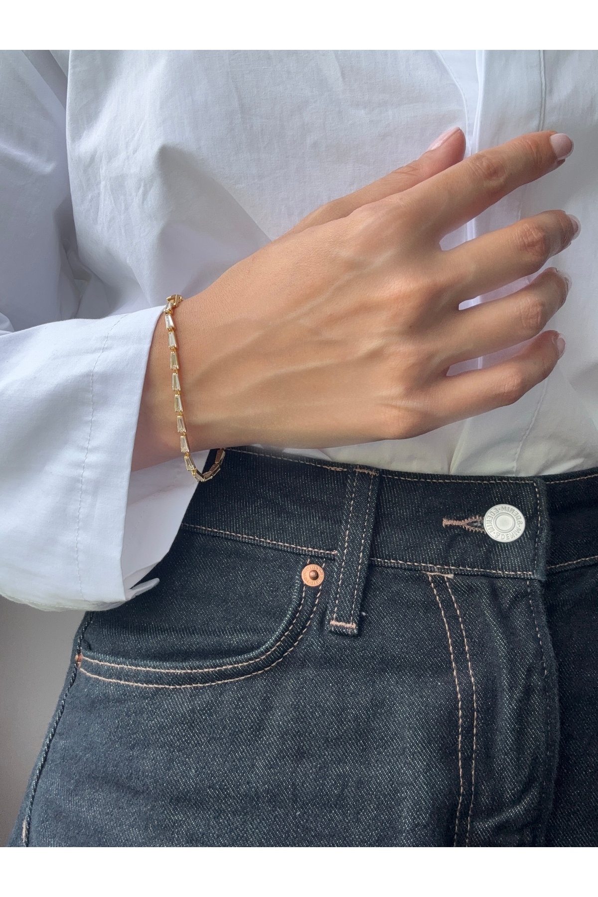 Ressia Beyaz Trapez Taşlı Uzatmalı Bileklik - Görsel 2