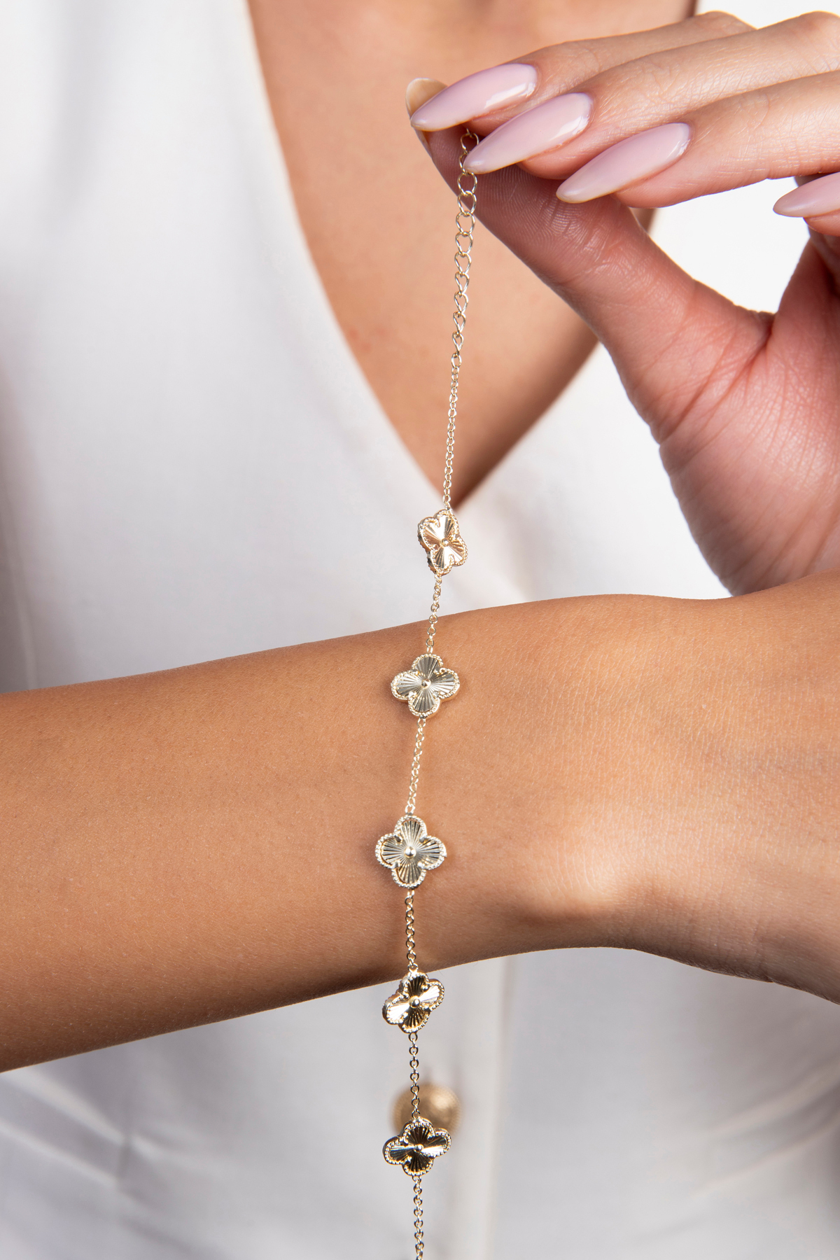 Elika Silver Kadın Yonca Model Gold Bileklik