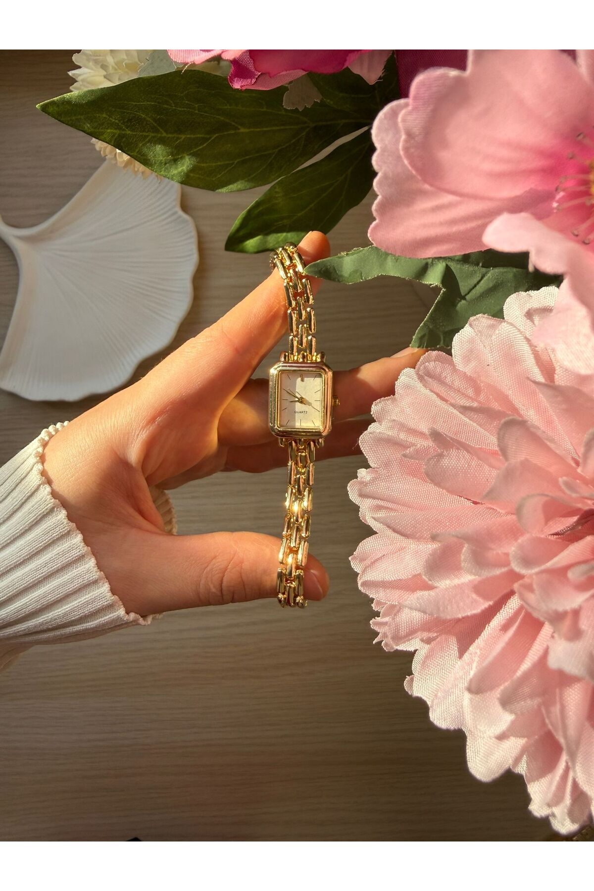 rubsey Retro Minimal Metal Kordon Vintage Kadın Kol Saati Altın Dikdörtgen