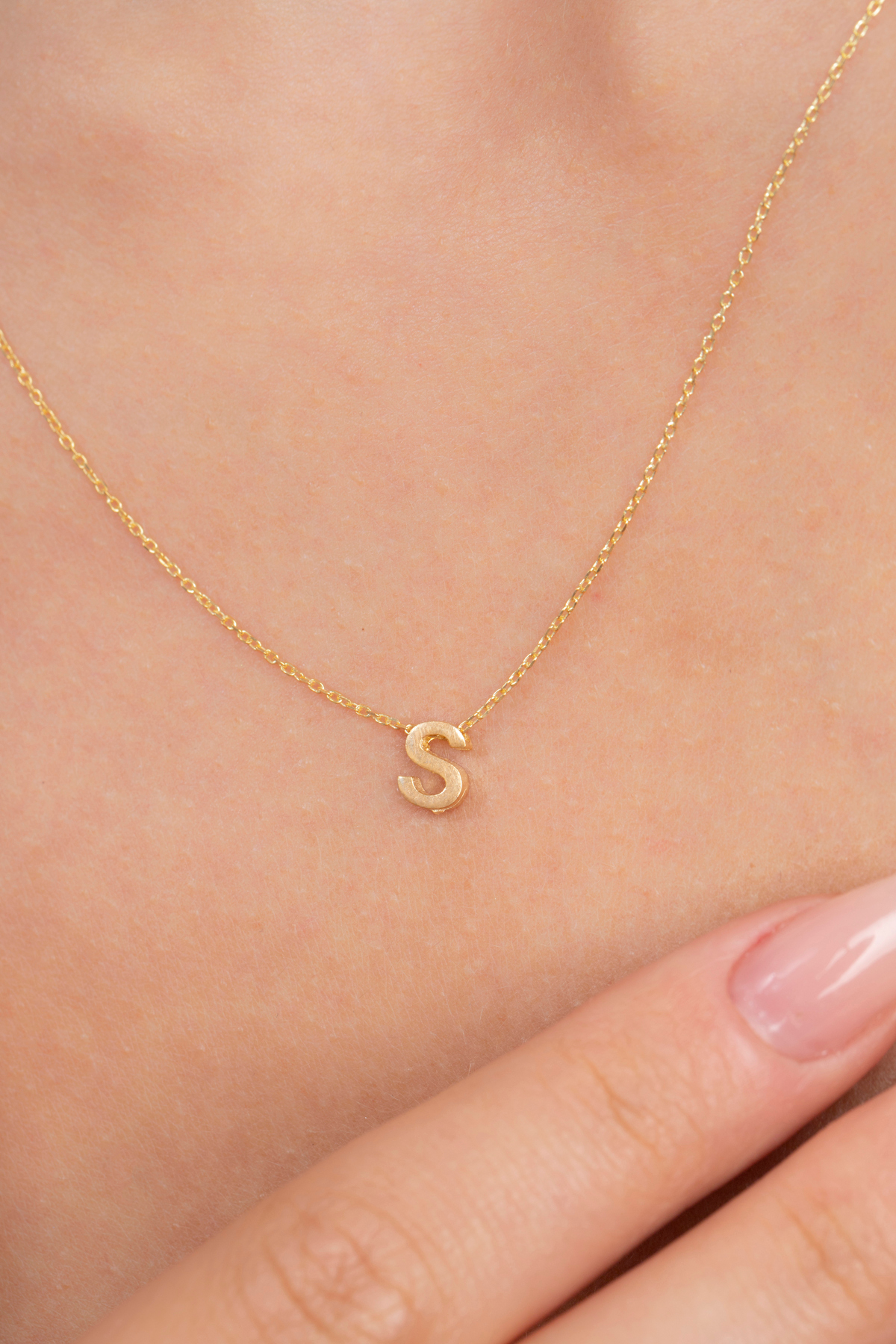 Elika Silver 925 Ayar Gümüş Üç Boyutlu S Harfi Gold Kolye - Görsel 3