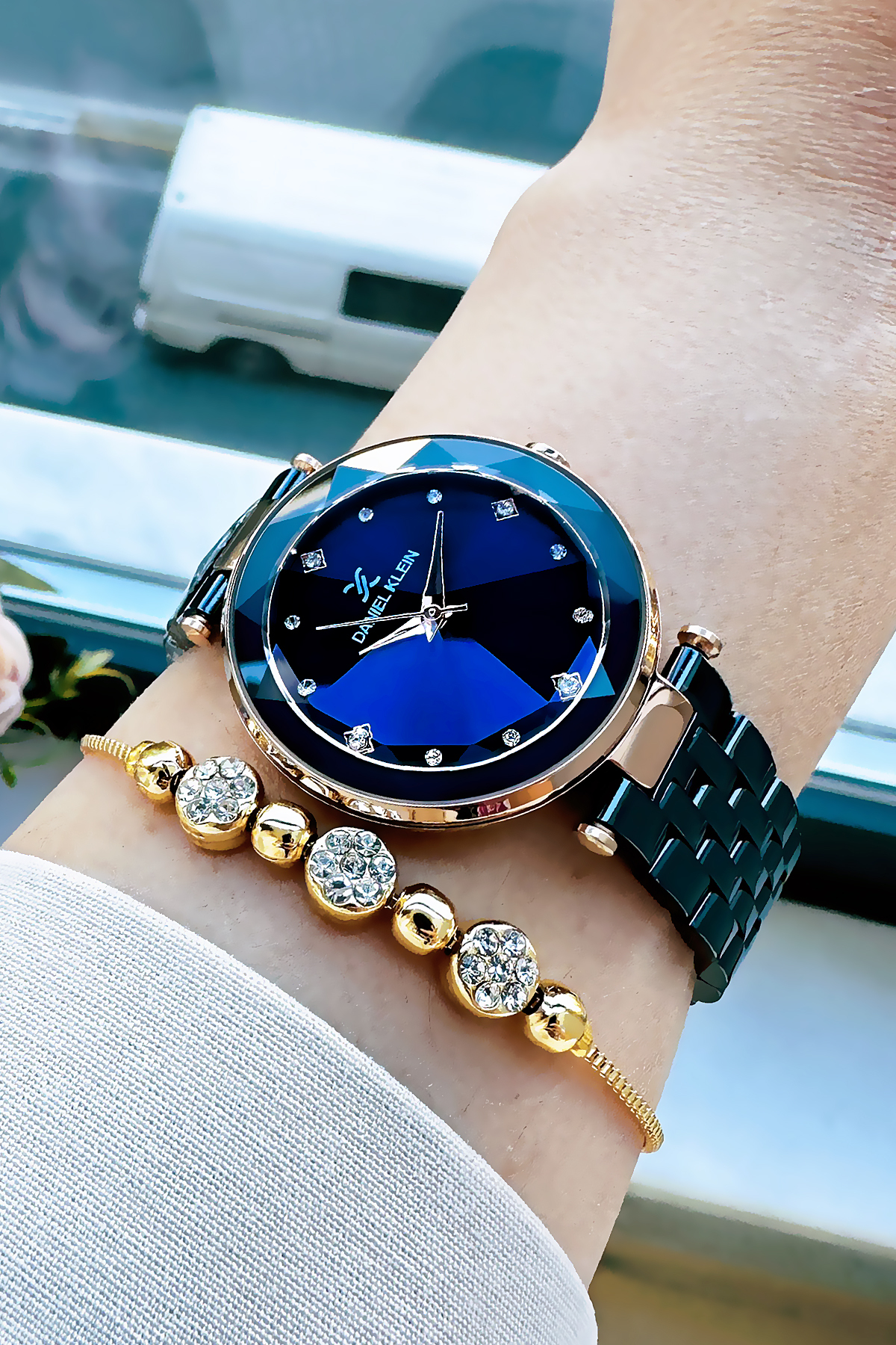 Daniel Klein Orijinal Kadın Kol Saati 3 Atm Su Geçirmez Lacivert Renk Çelik Kordon Hediye Bileklik DKBY2026C5 - Görsel 2