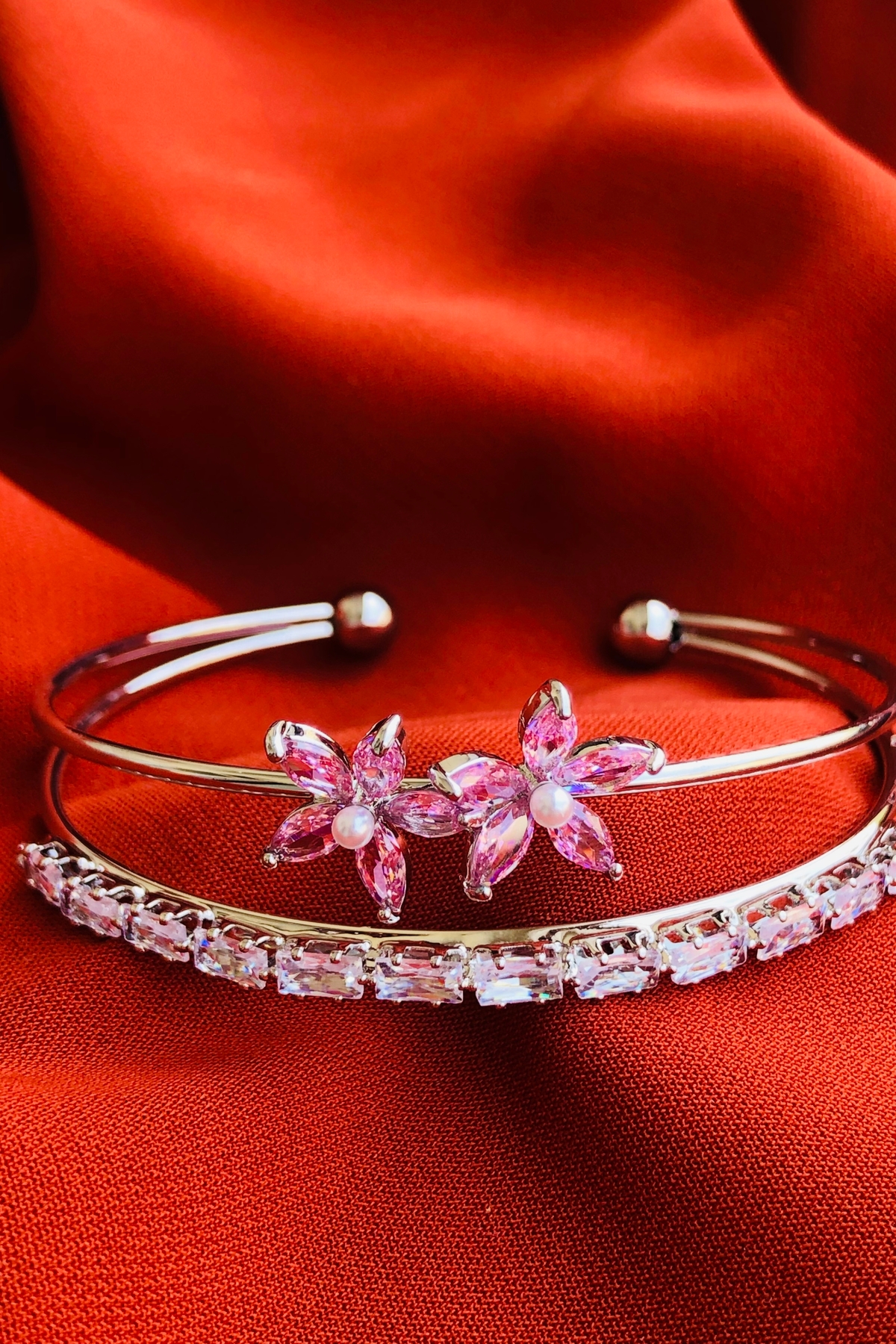 Bonicce Çiçekli Zirkon Taşlı Su Yolu 2li Kadın Çelik Kelepçe Bileklik Paslanmaz