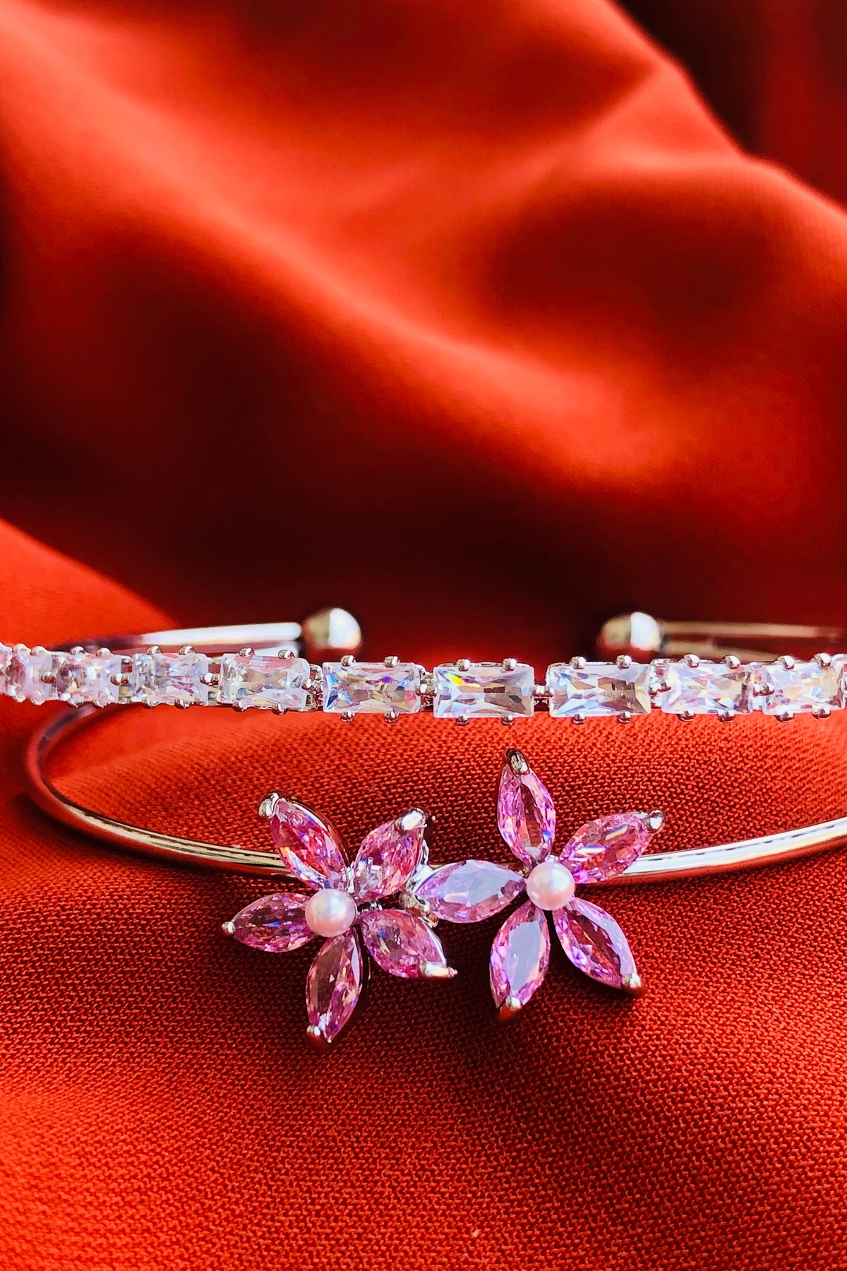 Bonicce Çiçekli Zirkon Taşlı Su Yolu 2li Kadın Çelik Kelepçe Bileklik Paslanmaz - Görsel 3