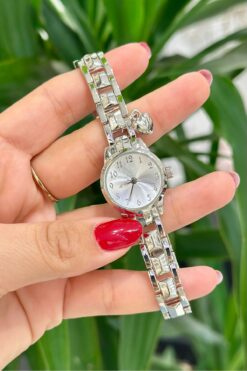 DEEPORA Kalp Detaylı Minimal Kadın Kol Saati