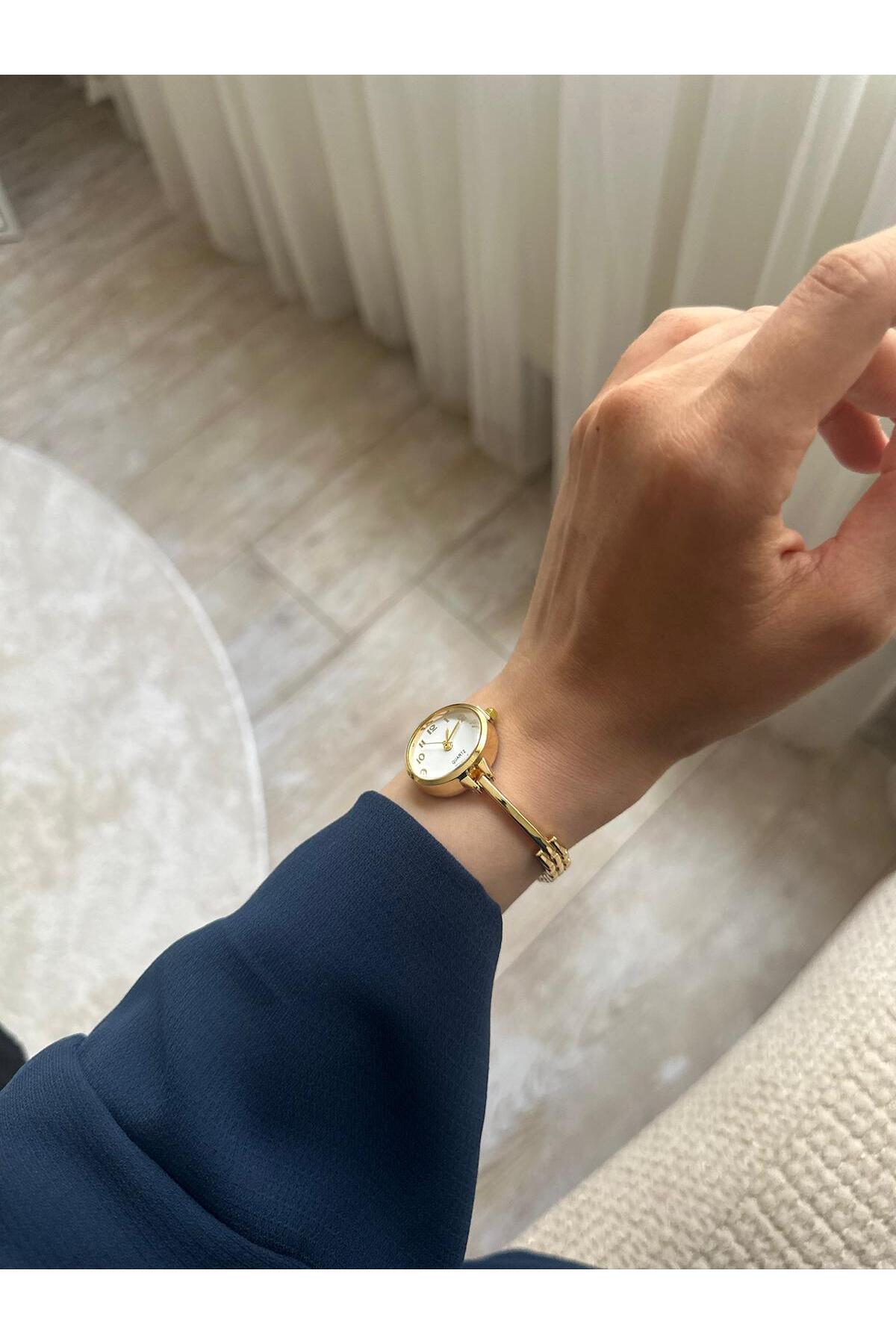 MERW Vanetta Model Gold Beyaz Renk Vintage Seri Metal Kordon Kadın Kol Saati - Görsel 2