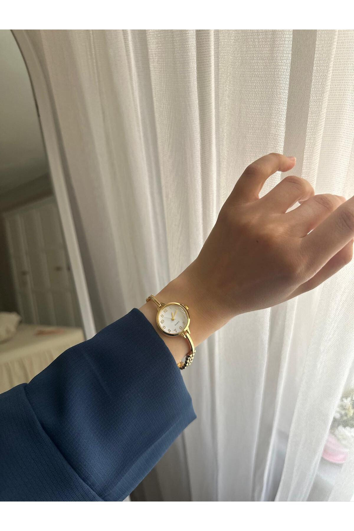 MERW Vanetta Model Gold Beyaz Renk Vintage Seri Metal Kordon Kadın Kol Saati - Görsel 3