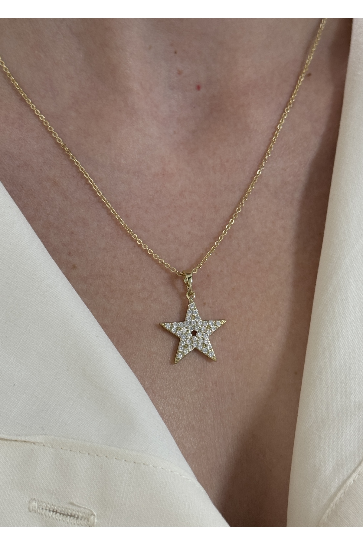 KİLİGİSTANBUL XP YILDIZ KOLYE (14K ALTIN GÖRÜNÜMLÜ,KARARMALARA KARŞI DAYANIKLI) 42 cm