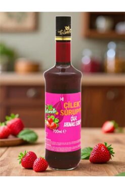NATURELLO Çilek Aromalı Şurup 700 ml