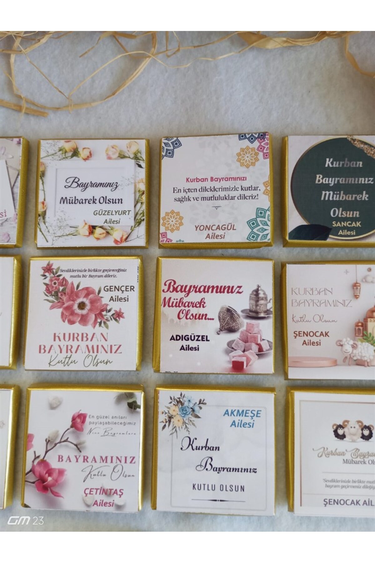 hediyece FARKLI AVM Kahve Yanı İsminize Özel Etiket Baskılı Bayram Çikolatası Hediyesi (25 ADET) - Görsel 2