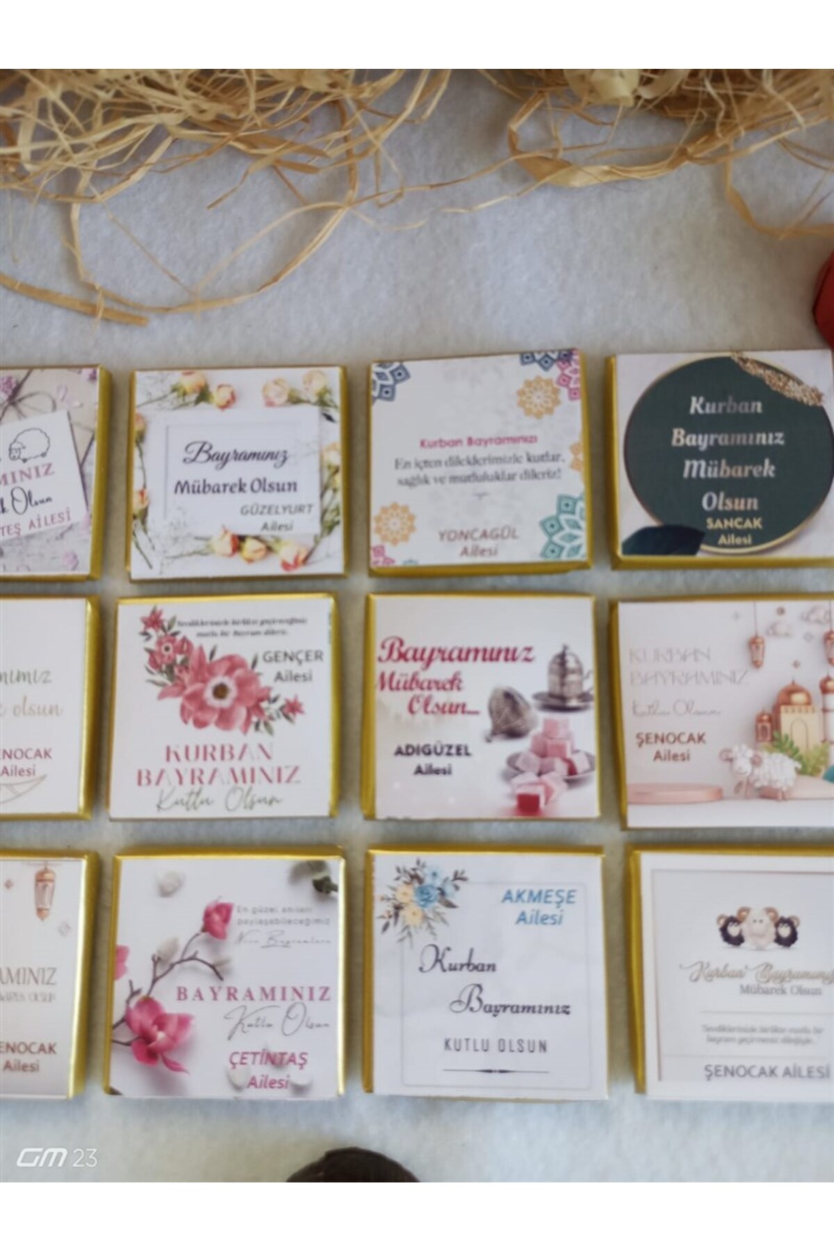 hediyece FARKLI AVM Kahve Yanı İsminize Özel Etiket Baskılı Bayram Çikolatası Hediyesi (25 ADET) - Görsel 3