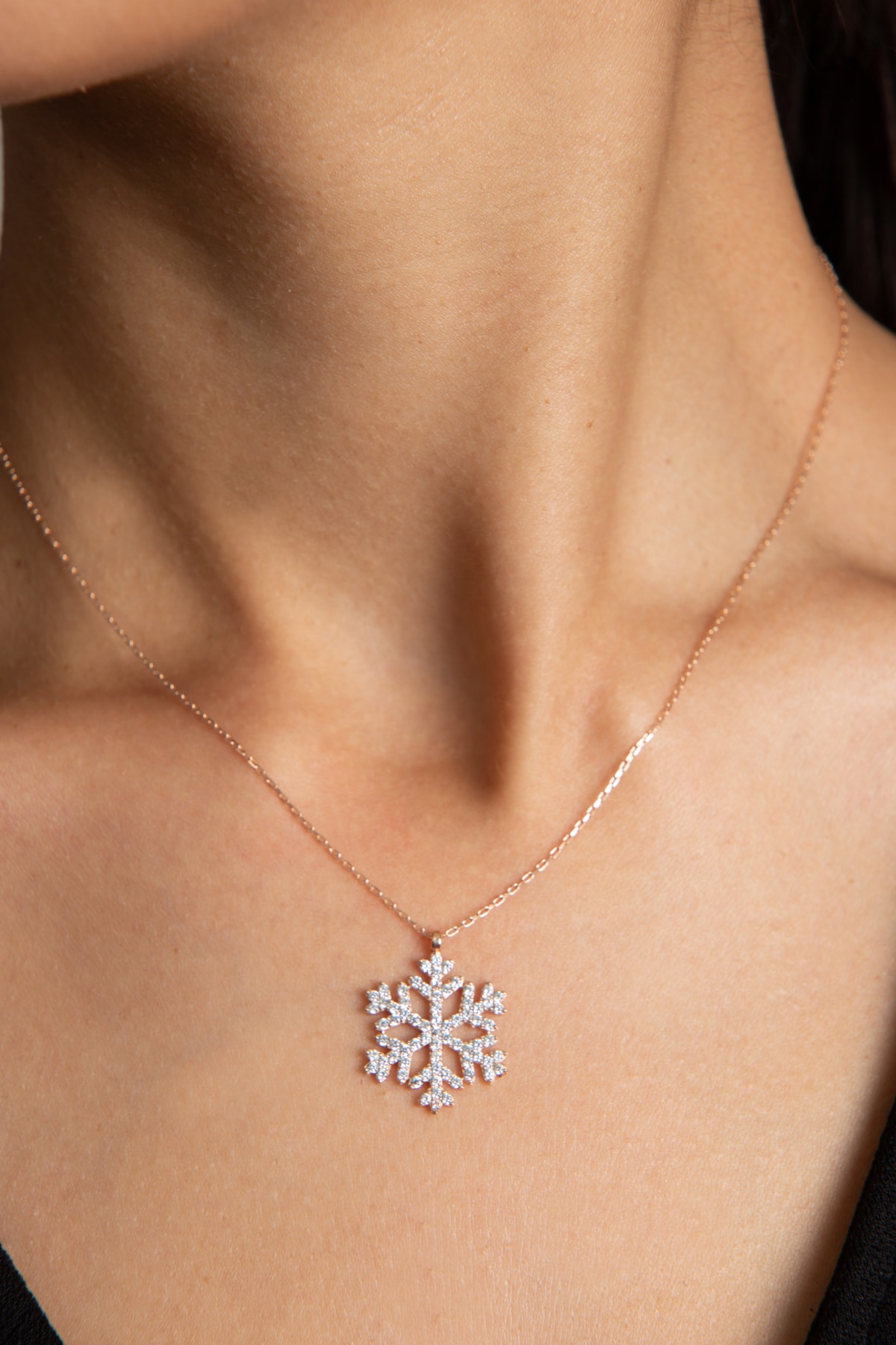 Elika Silver Kadın 14k Rose Altın Kaplama Zirkon Taşlı Kar Tanesi Kolye - Görsel 2