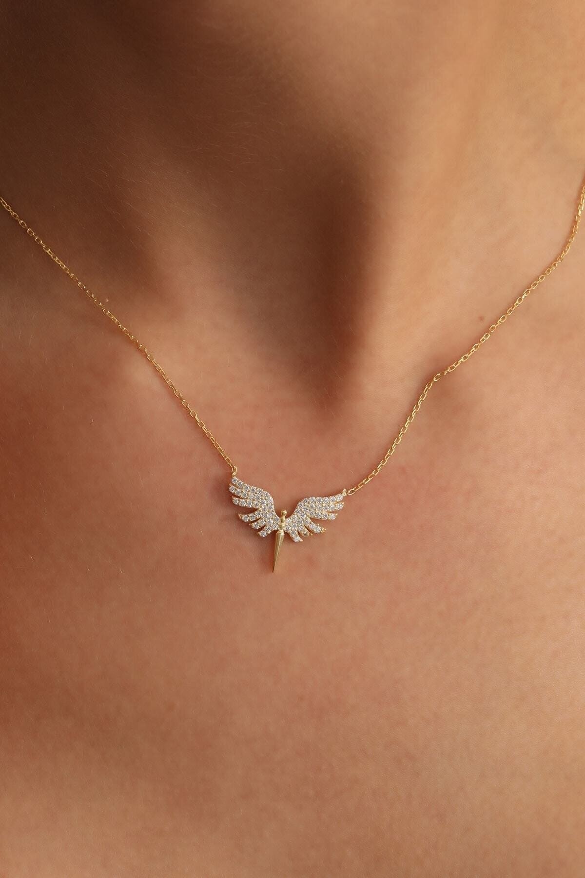 Bilsen Store 925 Ayar Gümüş Zincirli Altın Kaplama Beyaz Zirkon Taşlı Mikail Meleği Kolye - Görsel 2