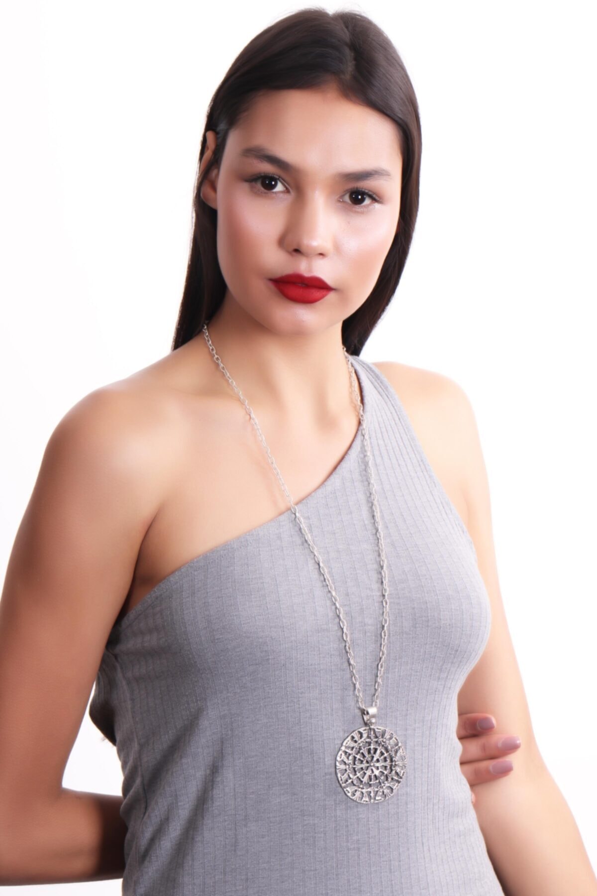 LABALABA Kadın Antik Gümüş Kaplama Gotik Simge Uçlu Kolye - Görsel 3