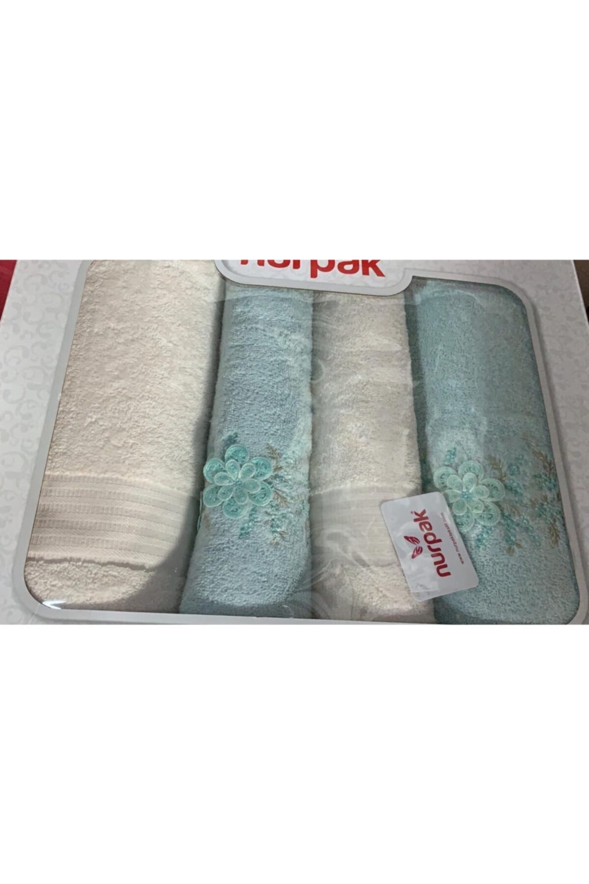 Nurpak Nakışlı Çeyizlik Havlu Seti Mint Krem 4 Parça