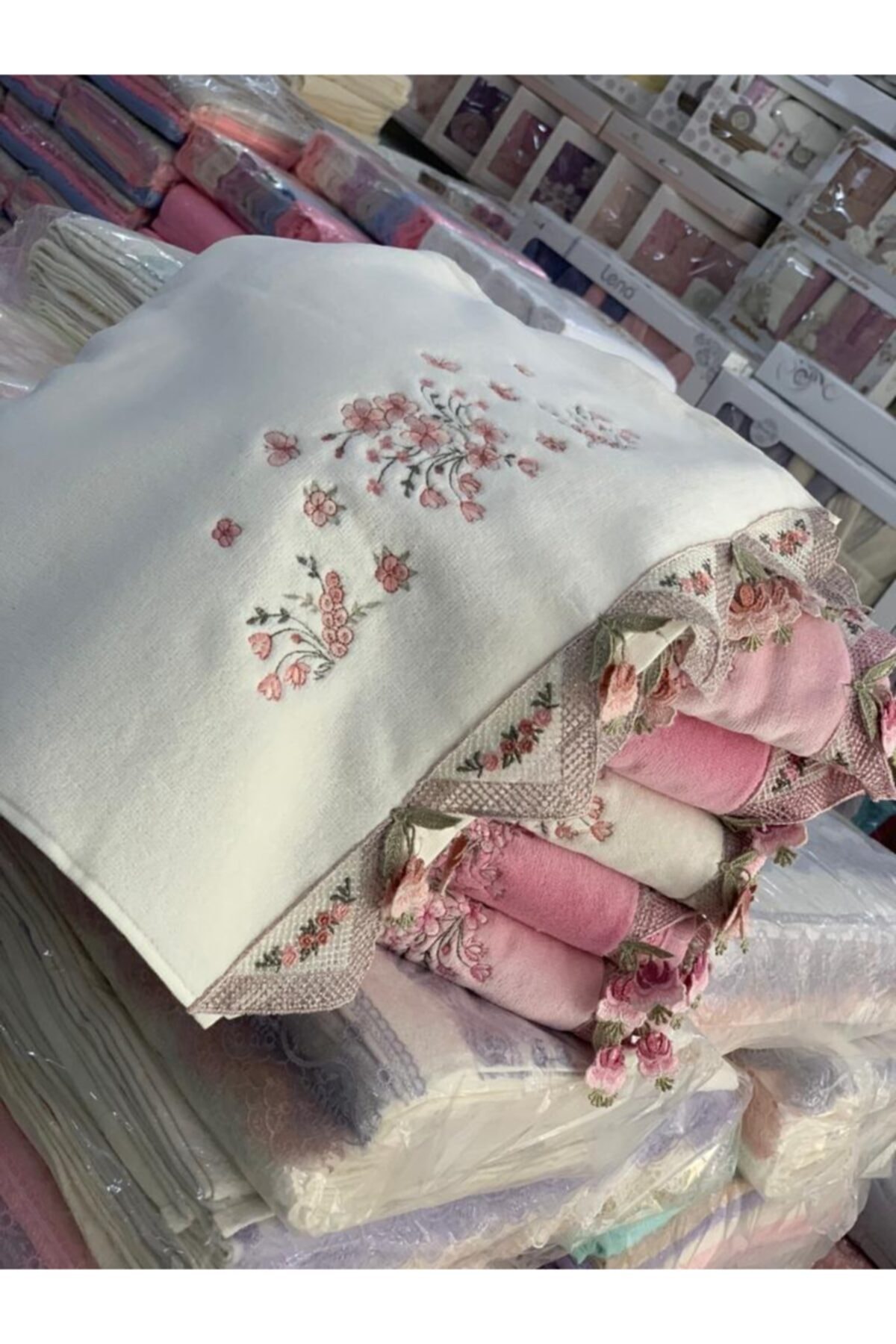 Durul Elif 50x90 3d Nakışlı Ucu Güpürlü 6'lı Paket Elyüz Havlusu